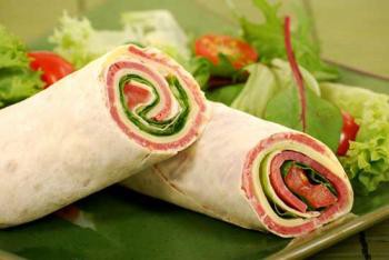 Рулет из лаваша с сыром