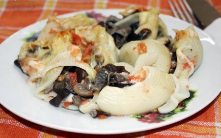 Фаршированные макароны ракушки